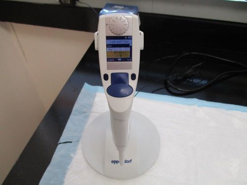 Eppendorf Xplorer Plus Electronic Pipette 1000