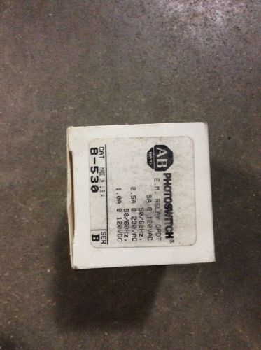 Allen Bradley 8-530 Ser B, E. M. Relay DPDT