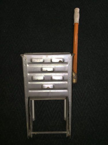 NOS VINTAGE MOP WRINGER RINGER GALVANIZED STEEL METAL WELL MADE HEAVY DUTY