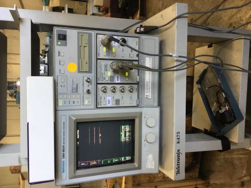 Tektronix DSA 602A Signal Analyzer, 120 volt, manuals probes etc, $500 buy itnow