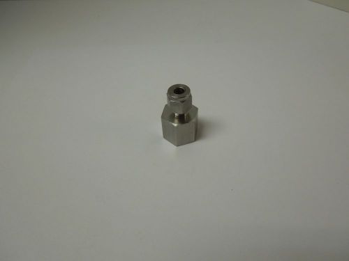 SWAGELOK SS-400-7-6 FEMALE CONNECTOR 1/4&#034; TUBE x 3/8&#034; NPT  316SS  &lt;SS-400-7-6