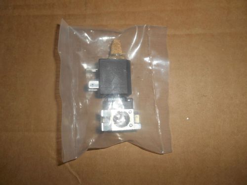 Univer Solenoid Valve DA-0051 w/ AA-0188  &#034;NEW&#034;