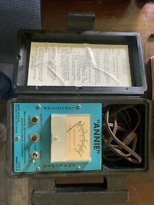 Annie Capacitor Analyzer Model A-4 Mechanical Refrigeration