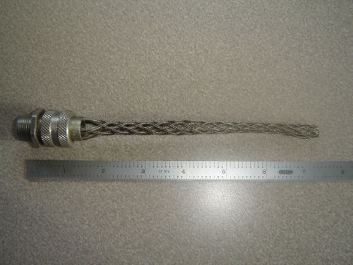 Bryant DC3738 3/8&#034; NPT Str Male Strain Relief Grip, cord (.375 - .437 )&#034; NEW