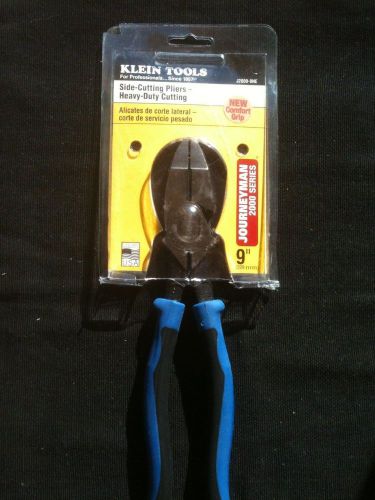 Klein J2000-9NE 9&#034; Side Cutting Pliers, High Leverage, Heavy-Duty Cutting MINT