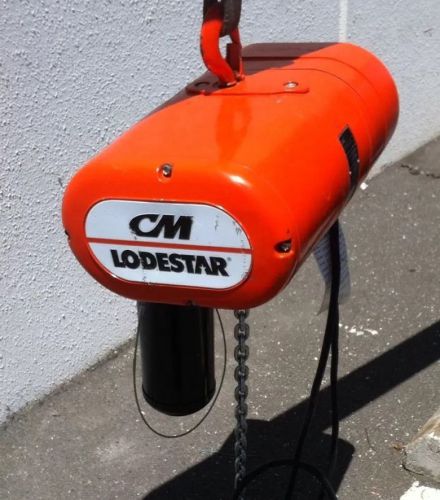 CM LODESTAR 1 TON (L) ELECTRIC CHAIN HOIST (110V 1PH  16 FPM)