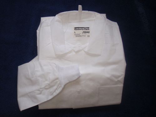 5 KIMBERLY CLARK LAB COATS 10042 or 10043