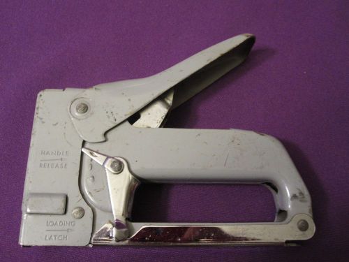 Vintage Swingline Model 101 Heavy Duty Tacker Stapler