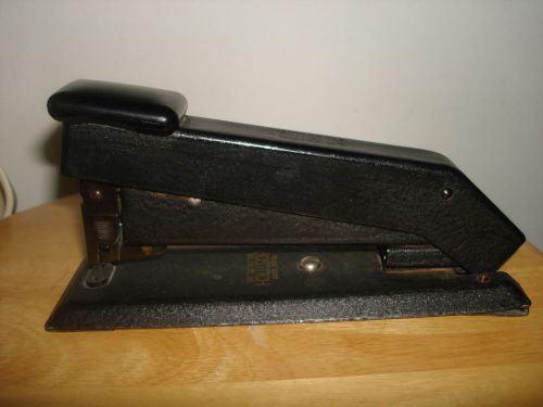 VINTAGE RARE NICE WORKING TRADE MARK BOSTITCH MADE IN USA HEAVY DESK STAPLER