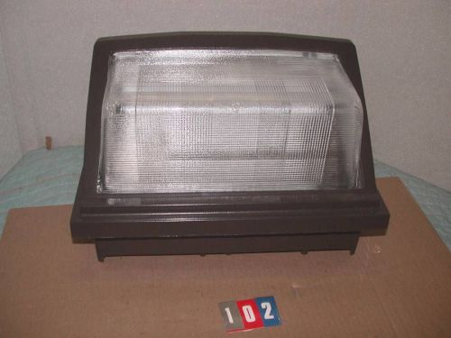 Cooper Lighting Outdoor Light HPWL-70-120V NEW Free S&amp;h