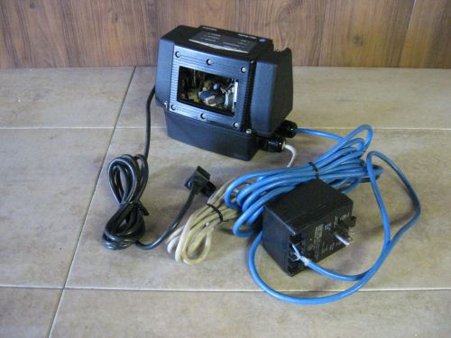 Allen-Bradley AdaptaScan 2755 w/ 42EF-B1MNBE A2 Background sensor and AC Adapter