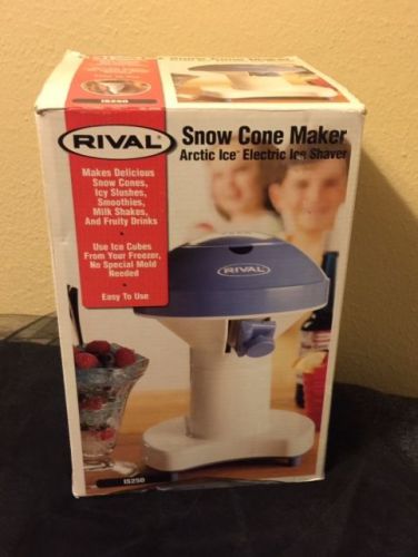 RIVAL SNOW CONE MAKER