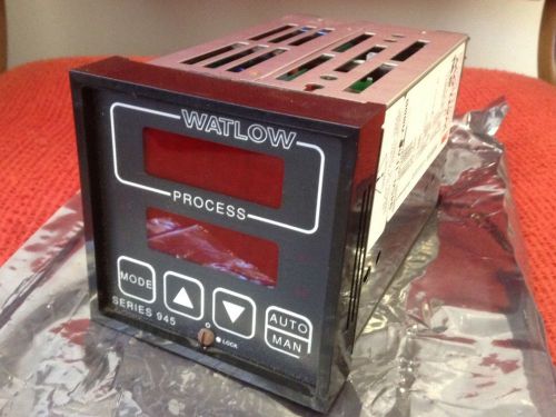 WATLOW - Model #945A-1FA2-A000 - Rev.U - Temperature Controller - NEW