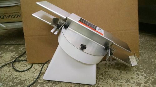 Oliver bagel bun bread slicer 702-nss for sale