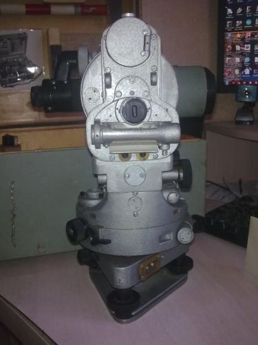 The theodolite TB-3 in the transport box