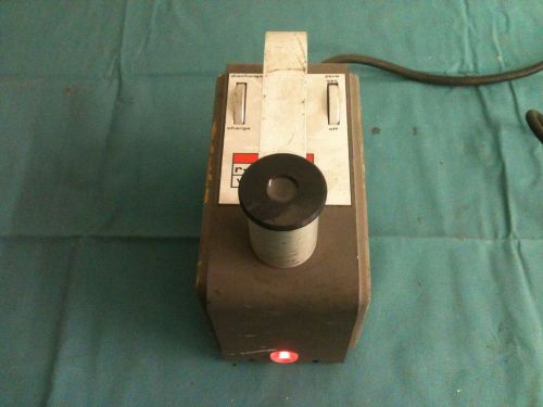 Victoreen Radiation Condenser R-Meter X-Ray Meter Model 570