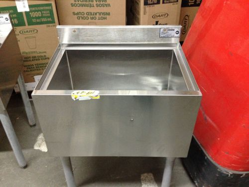 Krowne 18-24 24&#034; Underbar Ice Bin