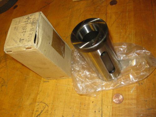 CNC Lathe #4MT Toolholder Bushing, Japan T-22045A