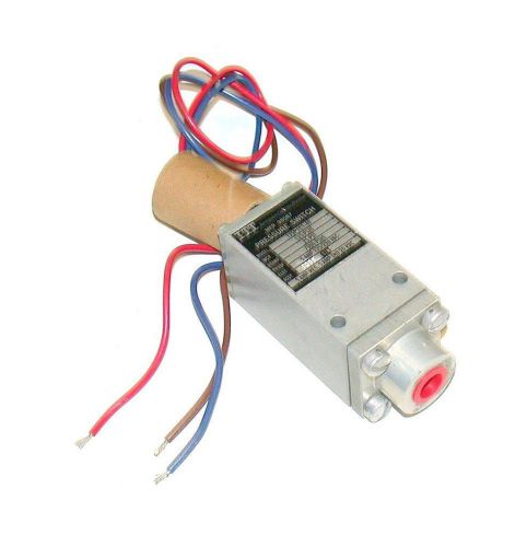 Itt aerospace controls  125p1c3-40  pressure switch 5 amp 125 psig for sale