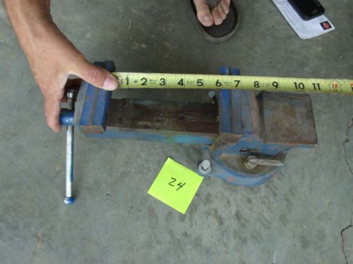 Bench Vise