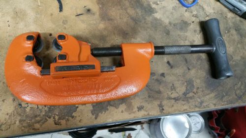 Ridgid Tools 4-Wheel Heavy Duty 1/2&#034; to 2&#034; Pipe Cutter 42 Nice Rare Tubing