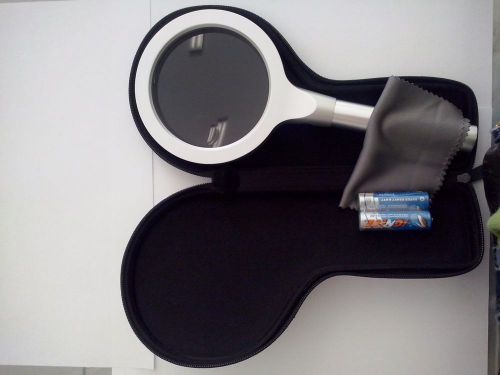 12 LED MAGNIFIER BIFOCUS ALUMINUM WITH CARRYING CASE.