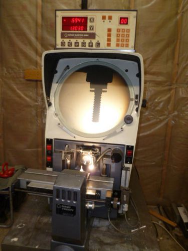 Optical comparator 13 inch gagemaster with gagemaster gm4 dro digital readout for sale