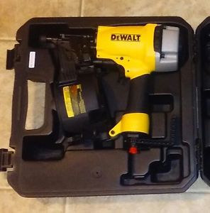 DeWalt DW66C-1 Pneumatic Coil Siding &amp; Fencing Nailer Nail Gun