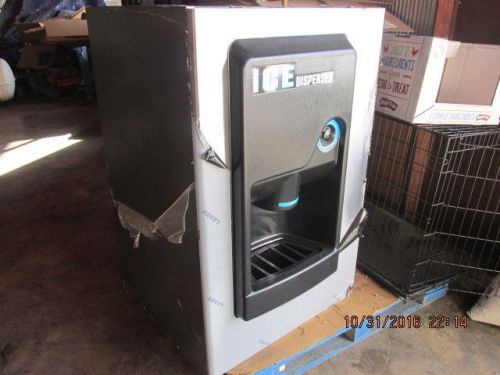 Hoshizaki Ice Dispensing Machine Bin 200lb Capacity DB-200H