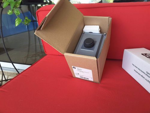 Allen bradley 800h 800h-1hx4r heavy duty  push button station nib  new $199 for sale