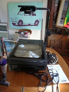 Dukane Model 4000 Professional Overhead Projector 28A4000 w Soft Case