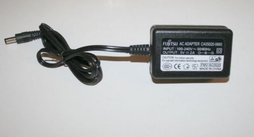 genuine FUJITSU  CA05020-0660 AC ADAPTOR  5V  2A  FMV-AC0520