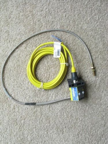 Banner Glass Fiber Optic Model Sensor, complete setup.