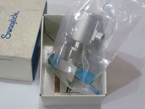 SWAGELOK  SS-BNV CR4 -HD -2C VALVE