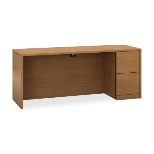 The Hon Company HON105903RCC 10500 Wood Series Harvest Laminate Office Desking