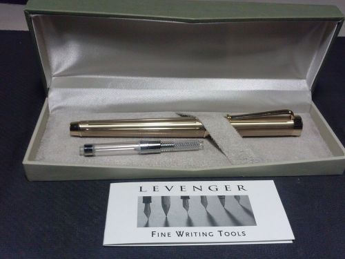 Levenger gold fountain pen