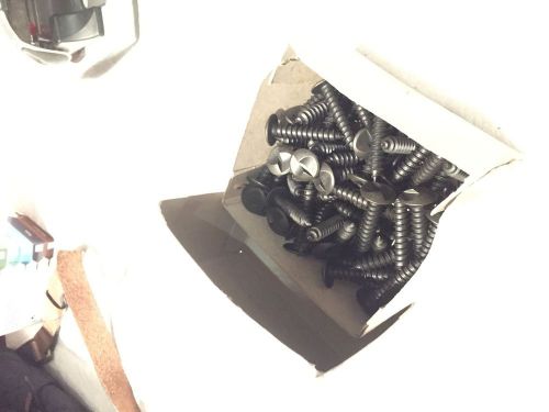 100 Pieces One Way Screws 5/16&#034; X 1-1/2&#034; , Head size 9/16&#034;