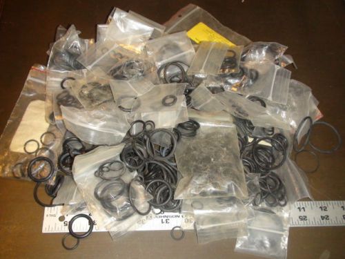 Huge lot hundreds o-rings assortment molded rubber washer -plumbing liquidation for sale