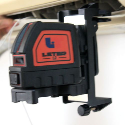 LETER-L2 SELF Cross Line Laser level  laser line  Included three-piece bracket