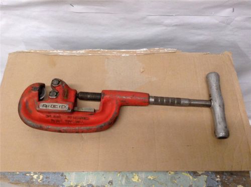 RIDGID PIPE CUTTER MODEL 202