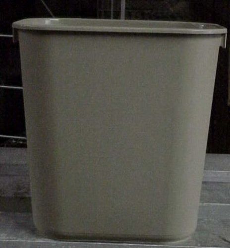 BX/5 WASTEBASKET, RECTANGULAR, 13 5/8 QTS., BEIGE