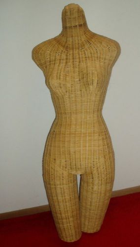 VINTAGE WICKER TORSO MANNEQUIN STORE DISPLAY GREAT CONDITION