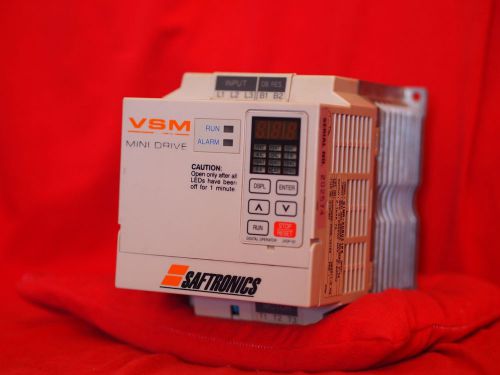 SAFTRONICS VSM MINI DRIVE CIMR-XCBU21P5 3? 200-230VAC 7.7A