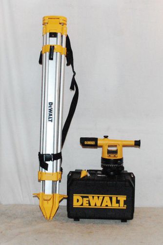 DeWALT DW090 20X Builders Level W/ Tripod &amp; Case