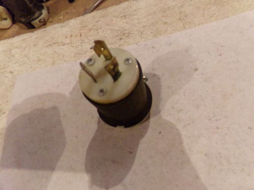 HUBBELL TWIST-LOCK PLUG 20A 125V - USED