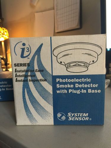 System sensor smoke detector i3 series 2w-b; group of 2 for sale