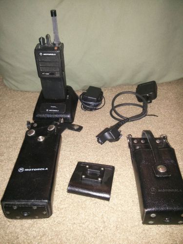 Motorola ht1000 uhf radio 16ch 403-470mhz h01rdc9aa3an w/ accessories &amp; program for sale