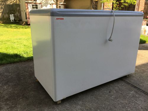 AHT RIO H 125G CHEST FREEZER