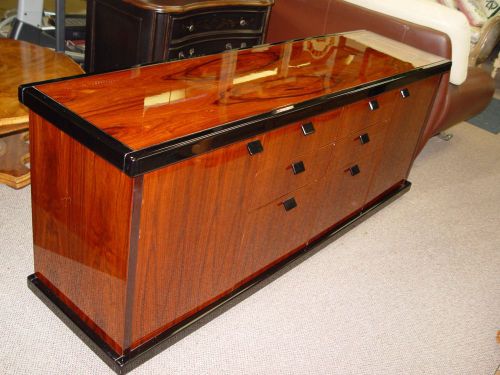 BIF BEAUTIFUL CREDENZA