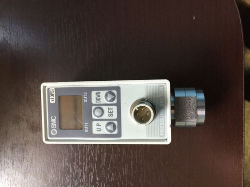 SMC   ISE75-N02-27  Digital Pressure Switch